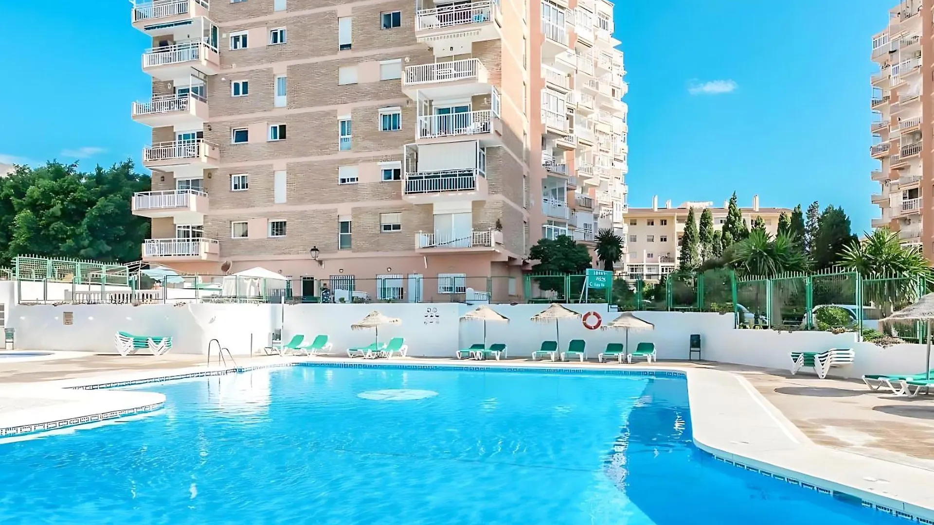 Bright & Cozy Apartment Acuario Beach&Pool Benalmadena